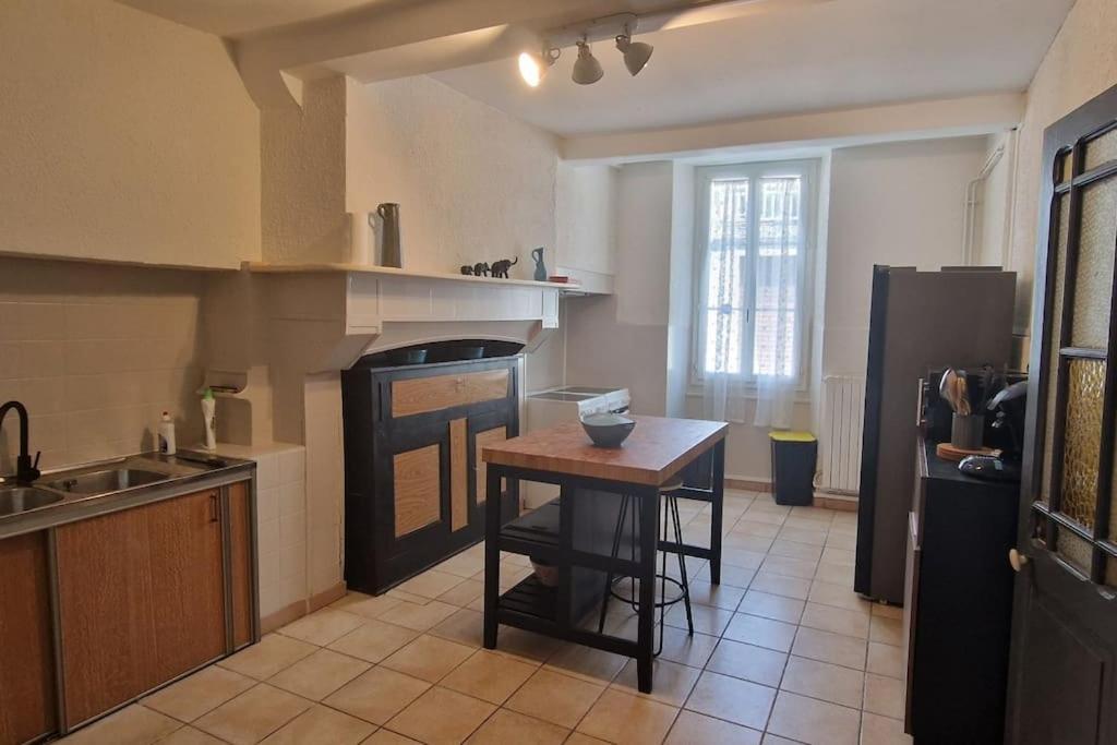 Spacieuse Maison De - Quartier Calme - 10 Personnes Oloron-Sainte-Marie