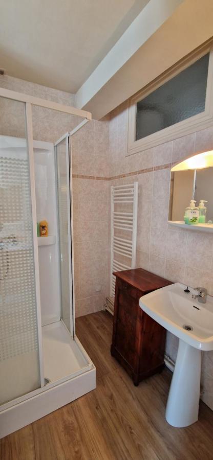 Villa Spacieuse Maison De - Quartier Calme - 10 Personnes Oloron-Sainte-Marie