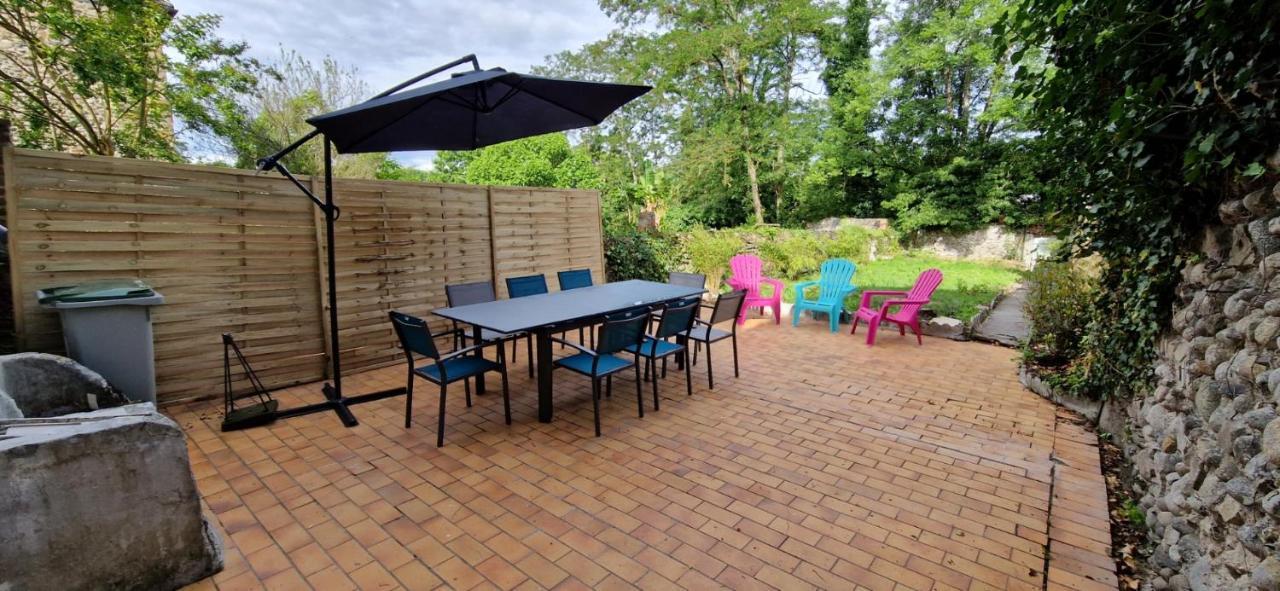 Spacieuse Maison De - Quartier Calme - 10 Personnes Villa
