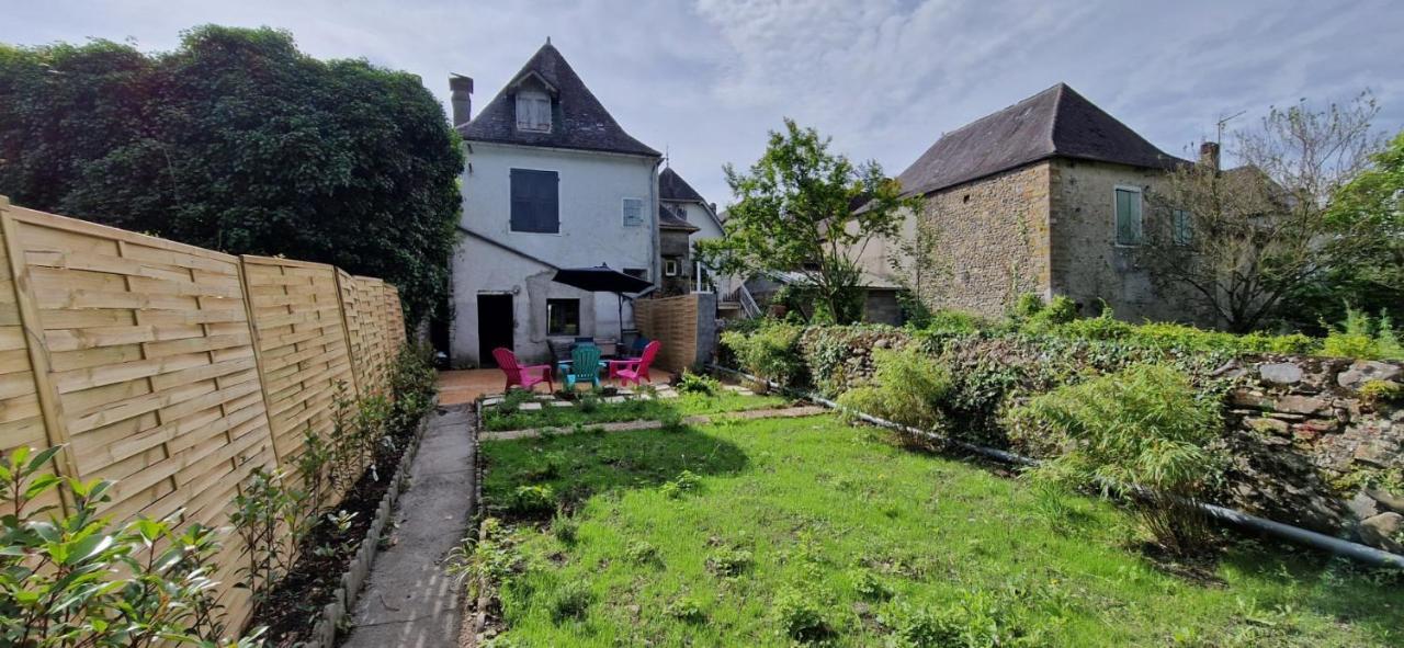Spacieuse Maison De - Quartier Calme - 10 Personnes Villa *